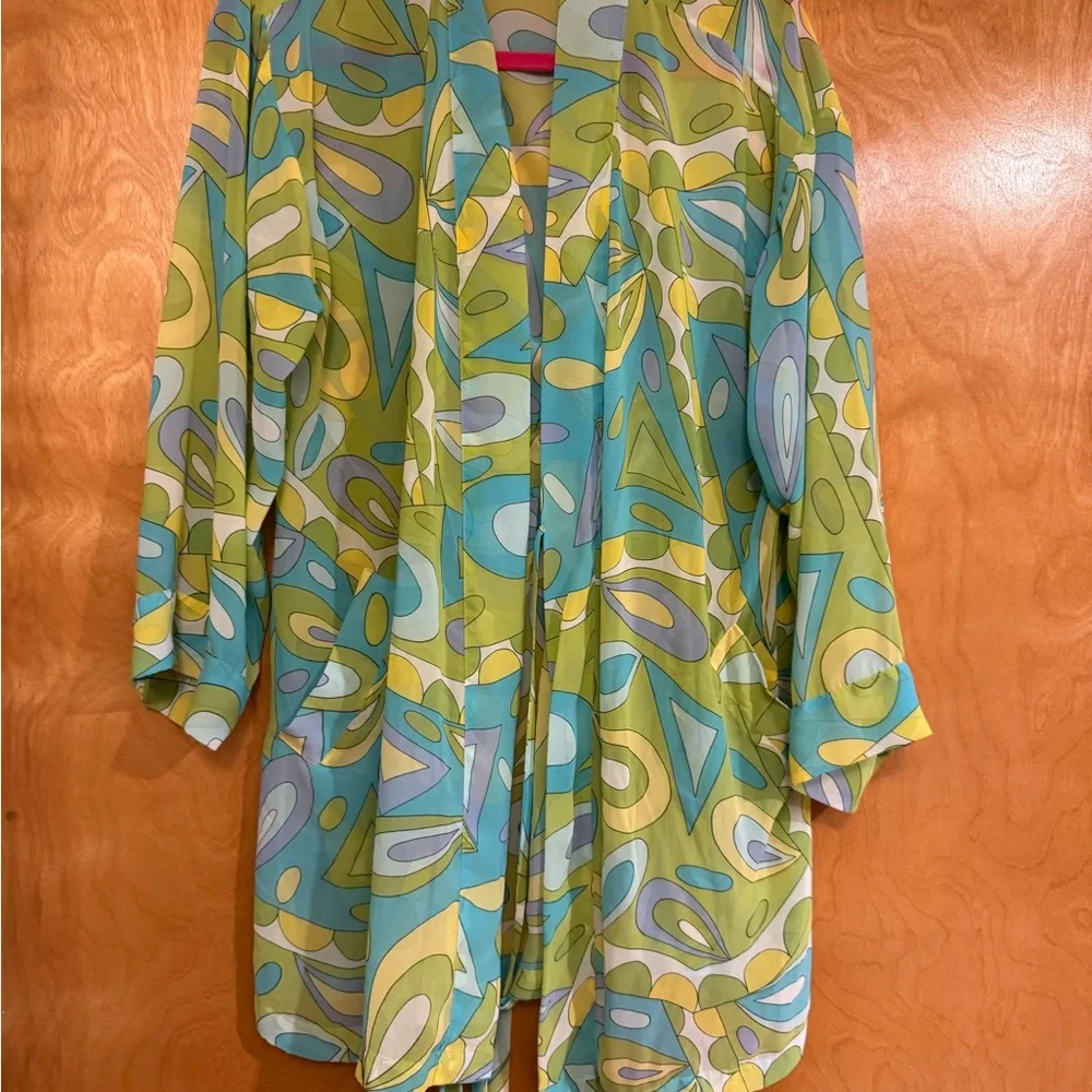 Victoria's Secret Multicolor Patterned Dressing Robe - Picture 10 of 10